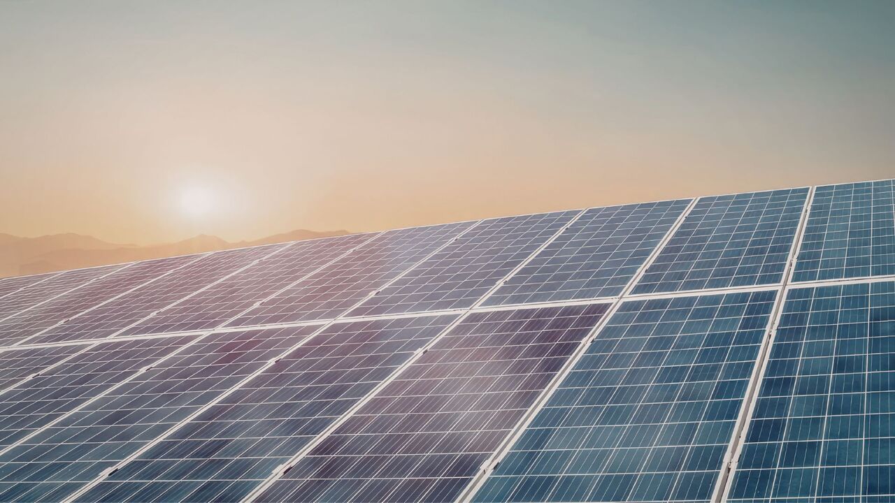 Timélie Deux / De l'énergie solaire sur les toits d'une station fruitière