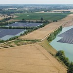 Centrale Solaire Flottante De Chevenon Dans La Nièvre